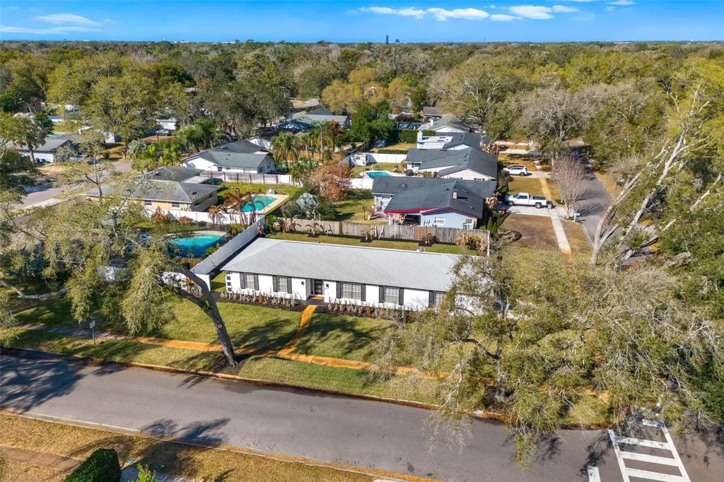 1917 Wyandotte Trail Casselberry FL 32707