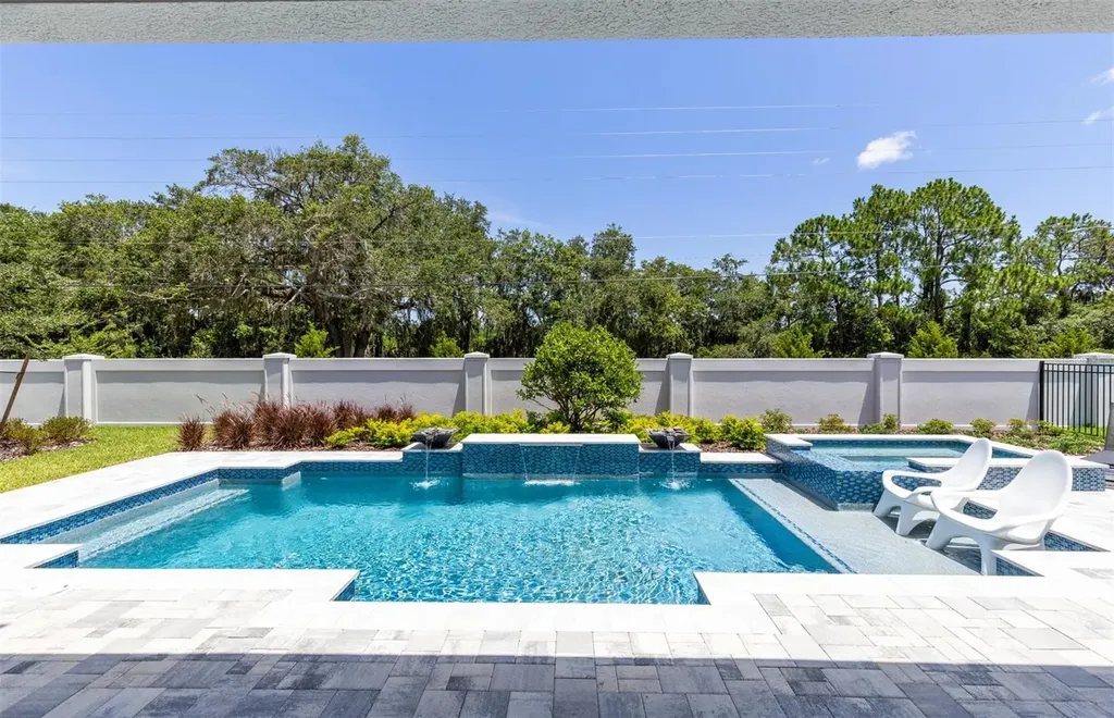16603 Lone Oak Circle Orlando FL 32832