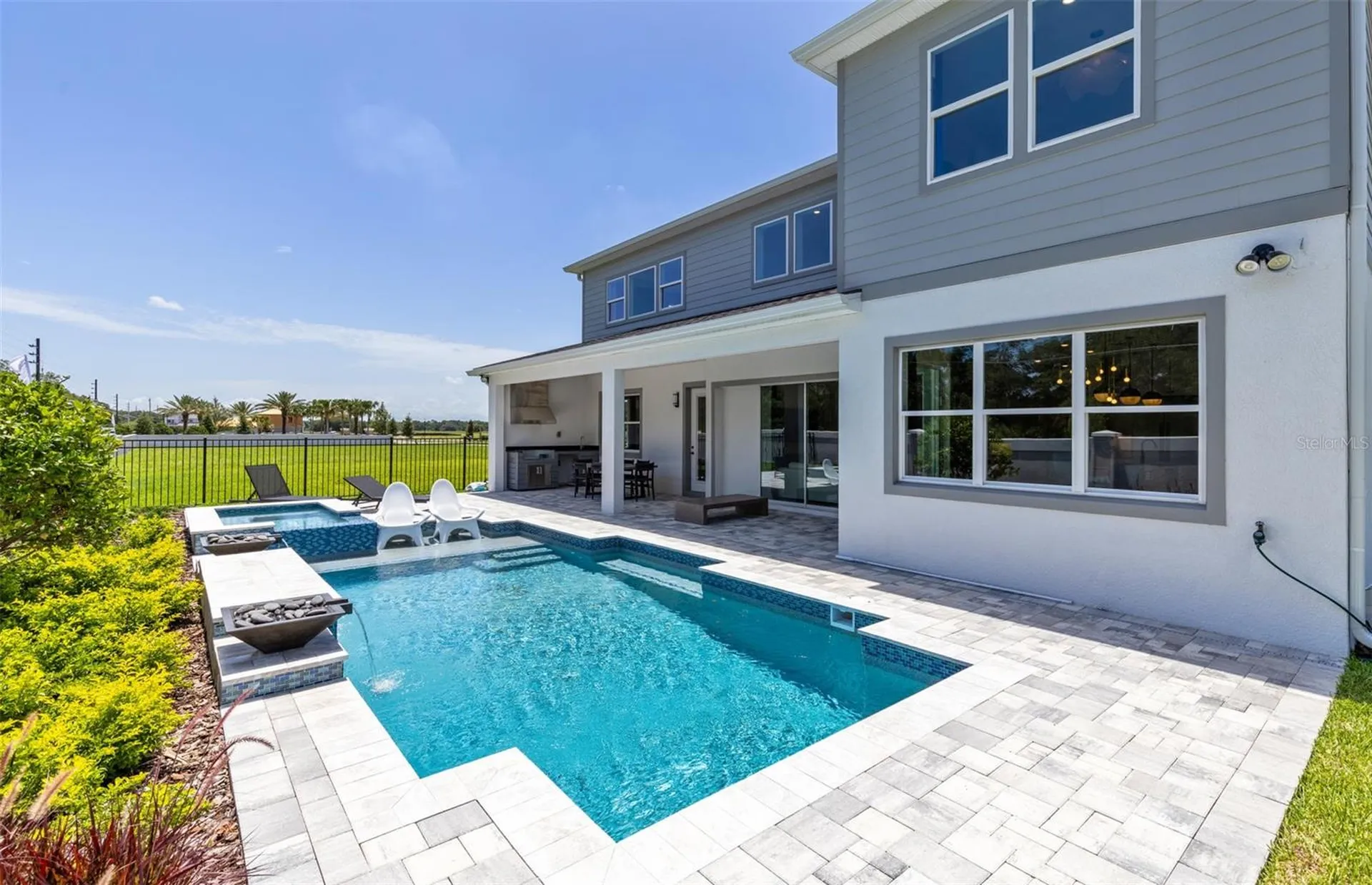 16603 Lone Oak Circle Orlando FL 32832
