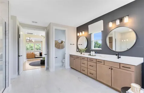16603 Lone Oak Circle Orlando FL 32832
