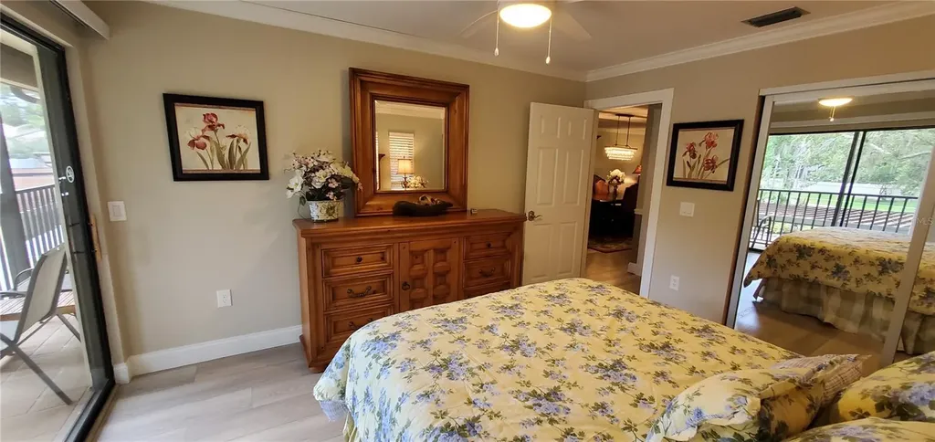6110 Country Club Way Sarasota FL 34243