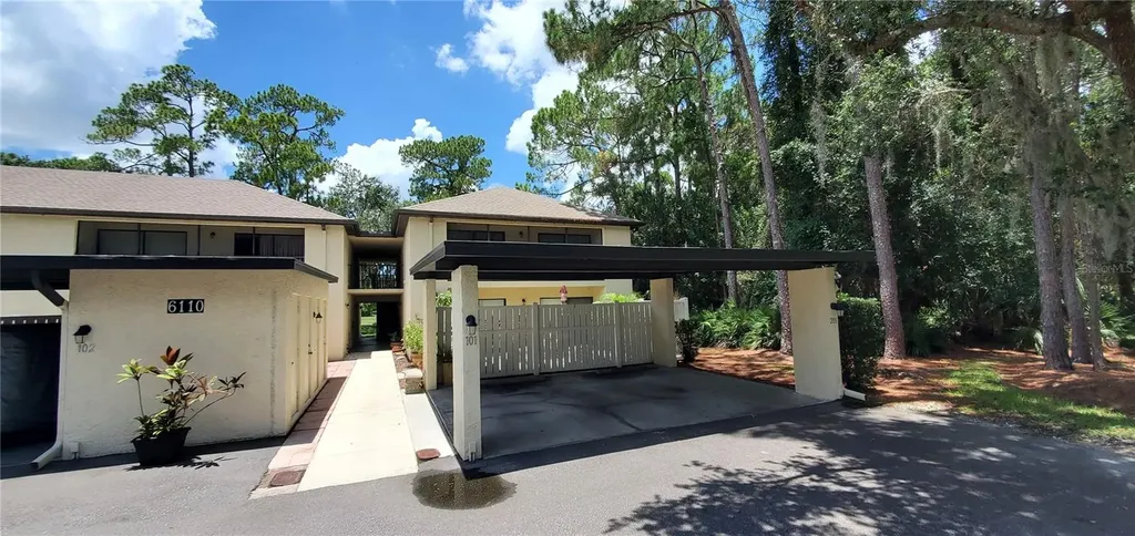 6110 Country Club Way Sarasota FL 34243