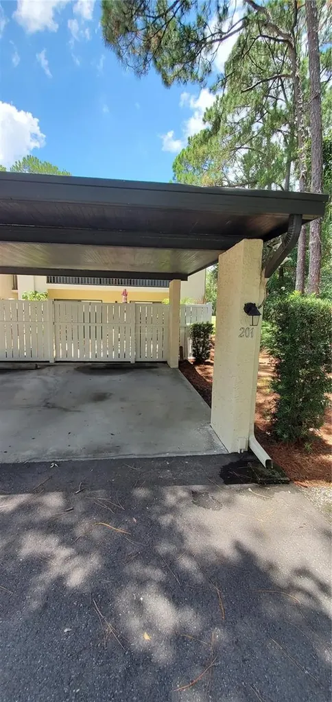 6110 Country Club Way Sarasota FL 34243