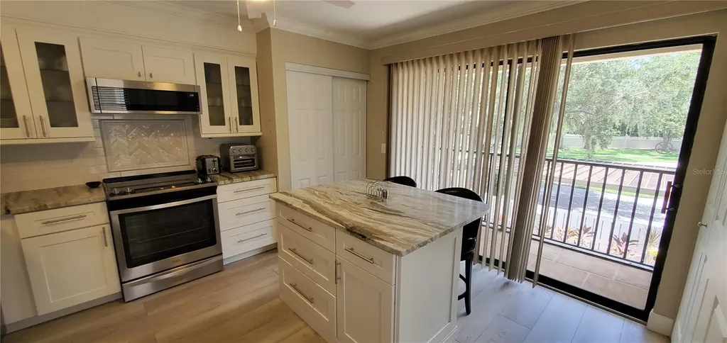 6110 Country Club Way Sarasota FL 34243