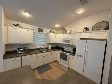 3135 Burns Drive The Villages FL 32163