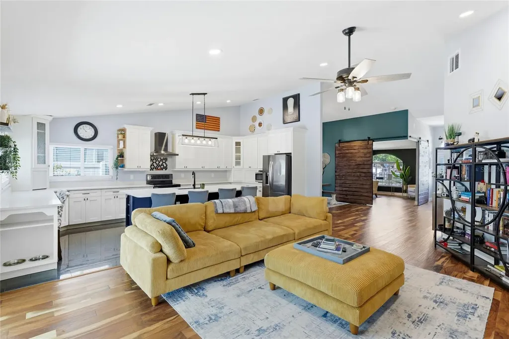 10810 Sailbrooke Drive Riverview FL 33579