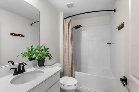 5693 Alenlon Way Mount Dora FL 32757