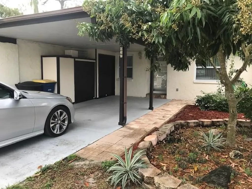 2037 Sunset Grove Lane Clearwater FL 33765