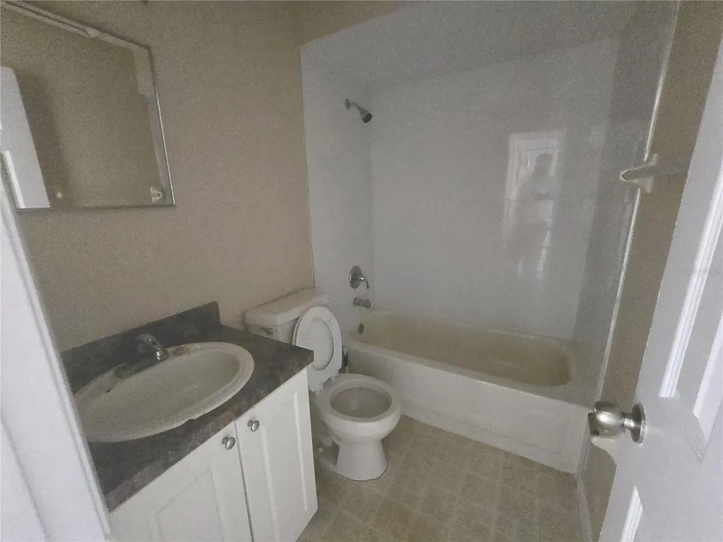 9933 Sweepstakes Lane Orlando FL 32837