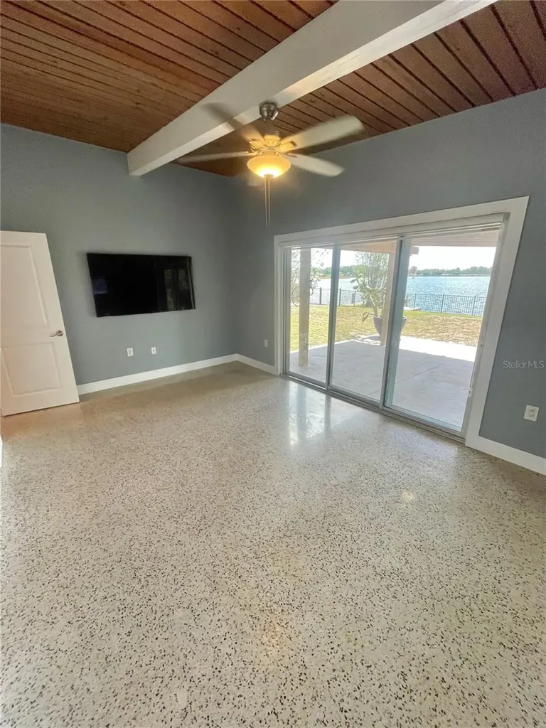 6519 Walton Way Tampa FL 33610