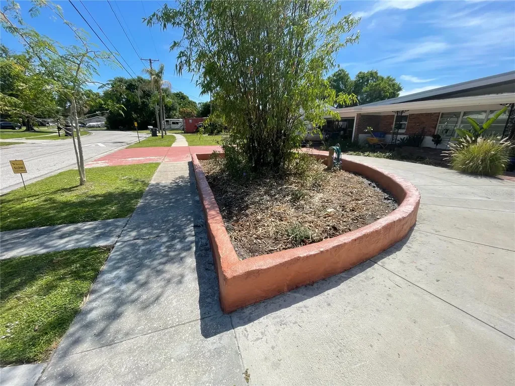 6519 Walton Way Tampa FL 33610