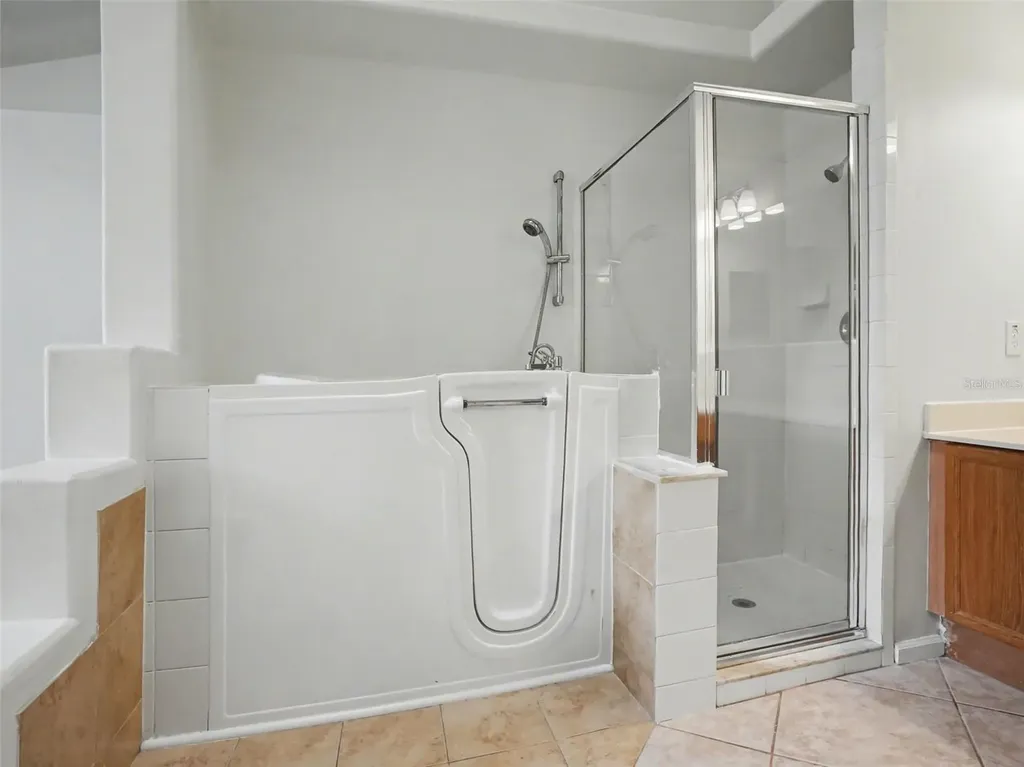 2609 Meadow Oaks Loop Clermont FL 34714