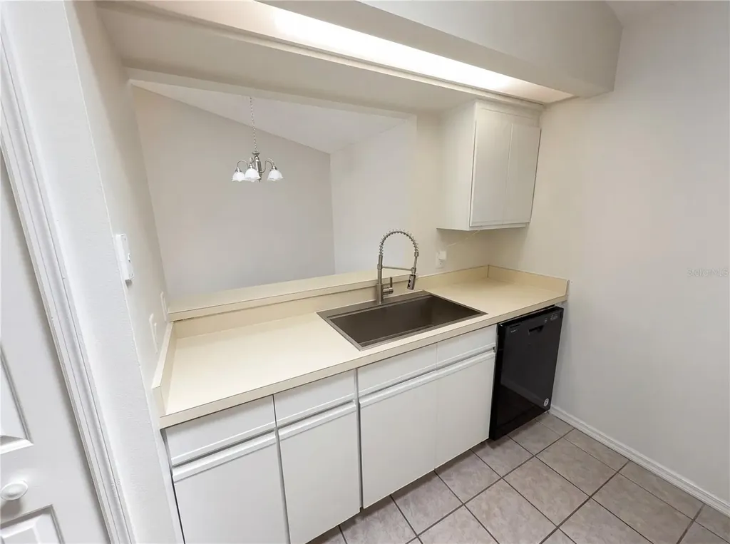 2000 Plainfield Drive Orlando FL 32812
