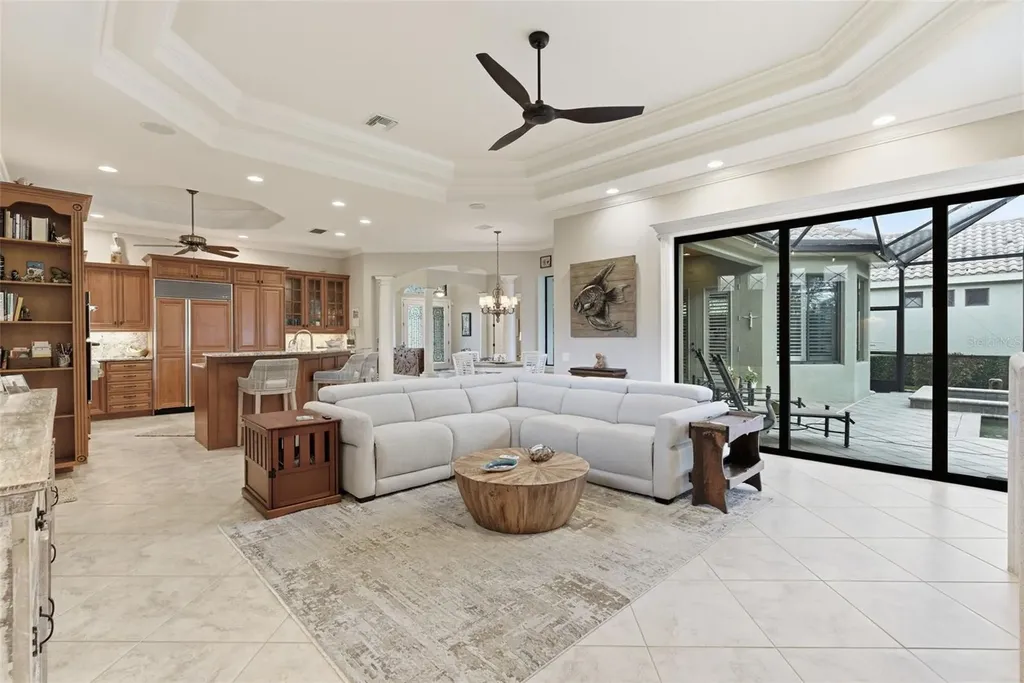 8832 Enclave Court Sarasota FL 34238