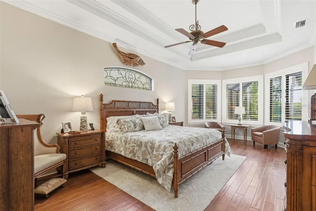 8832 Enclave Court Sarasota FL 34238