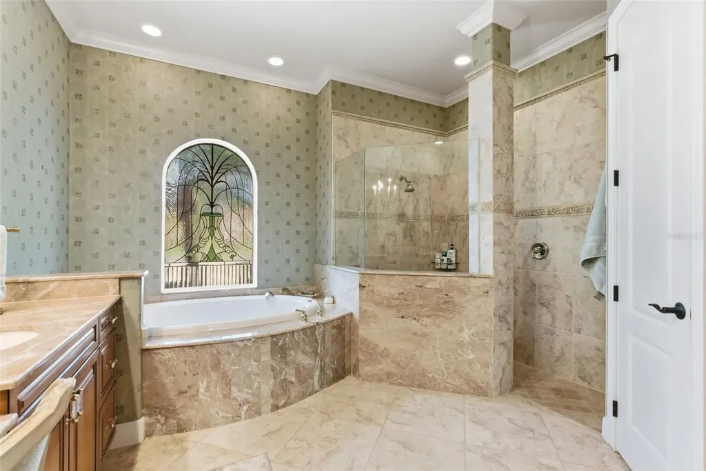 8832 Enclave Court Sarasota FL 34238
