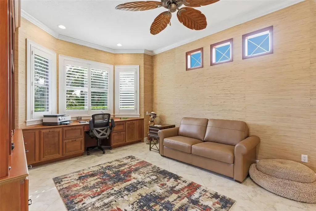 8832 Enclave Court Sarasota FL 34238