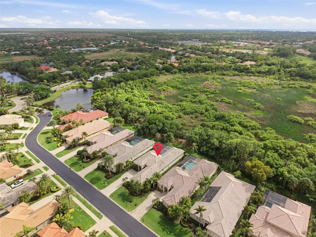 8832 Enclave Court Sarasota FL 34238