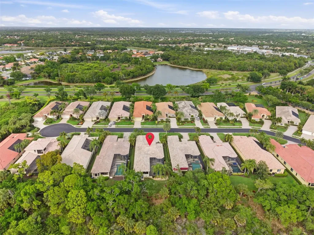 8832 Enclave Court Sarasota FL 34238