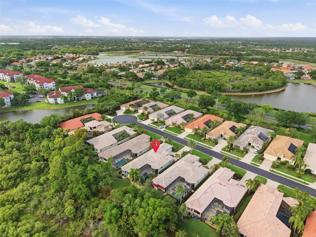 8832 Enclave Court Sarasota FL 34238