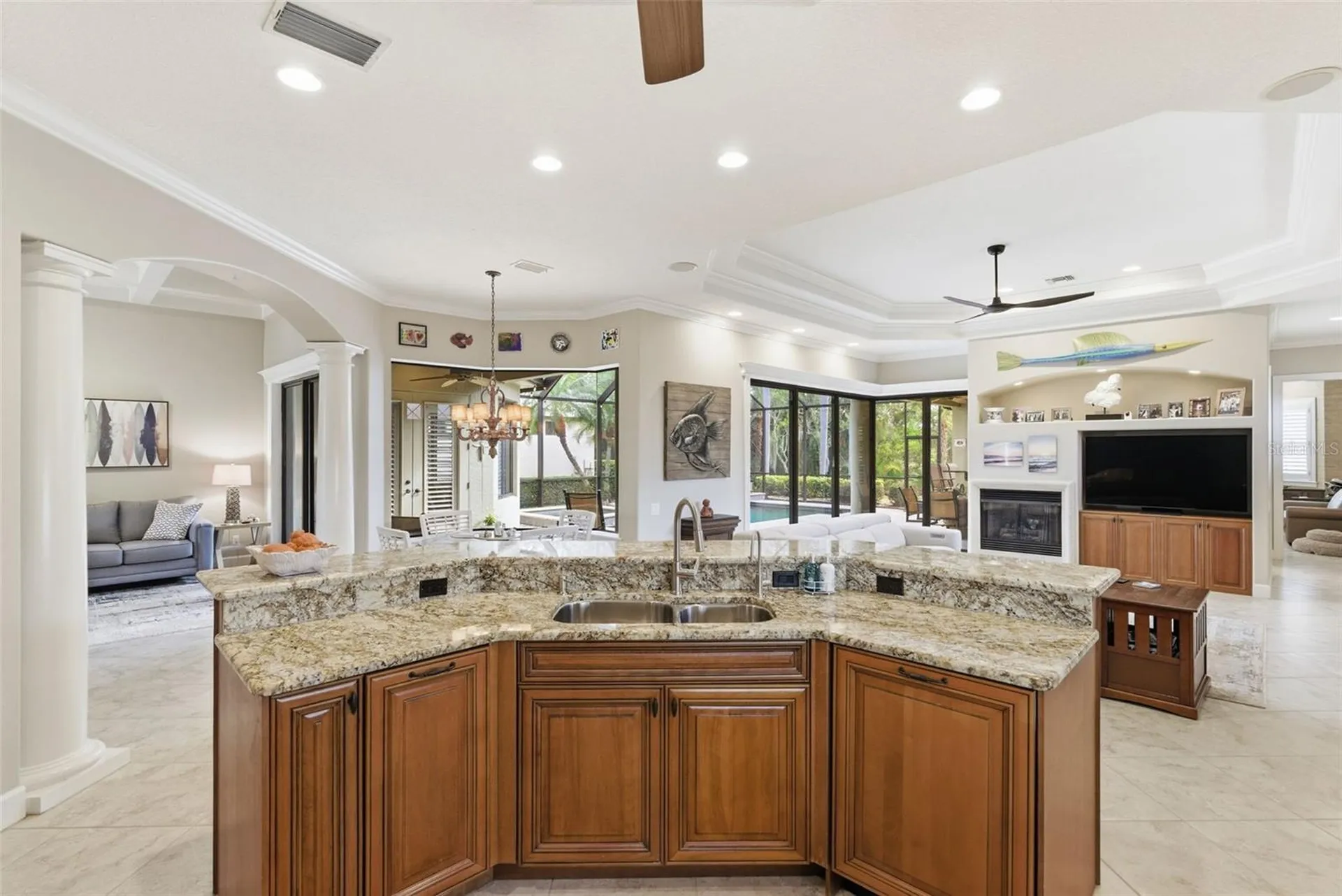 8832 Enclave Court Sarasota FL 34238