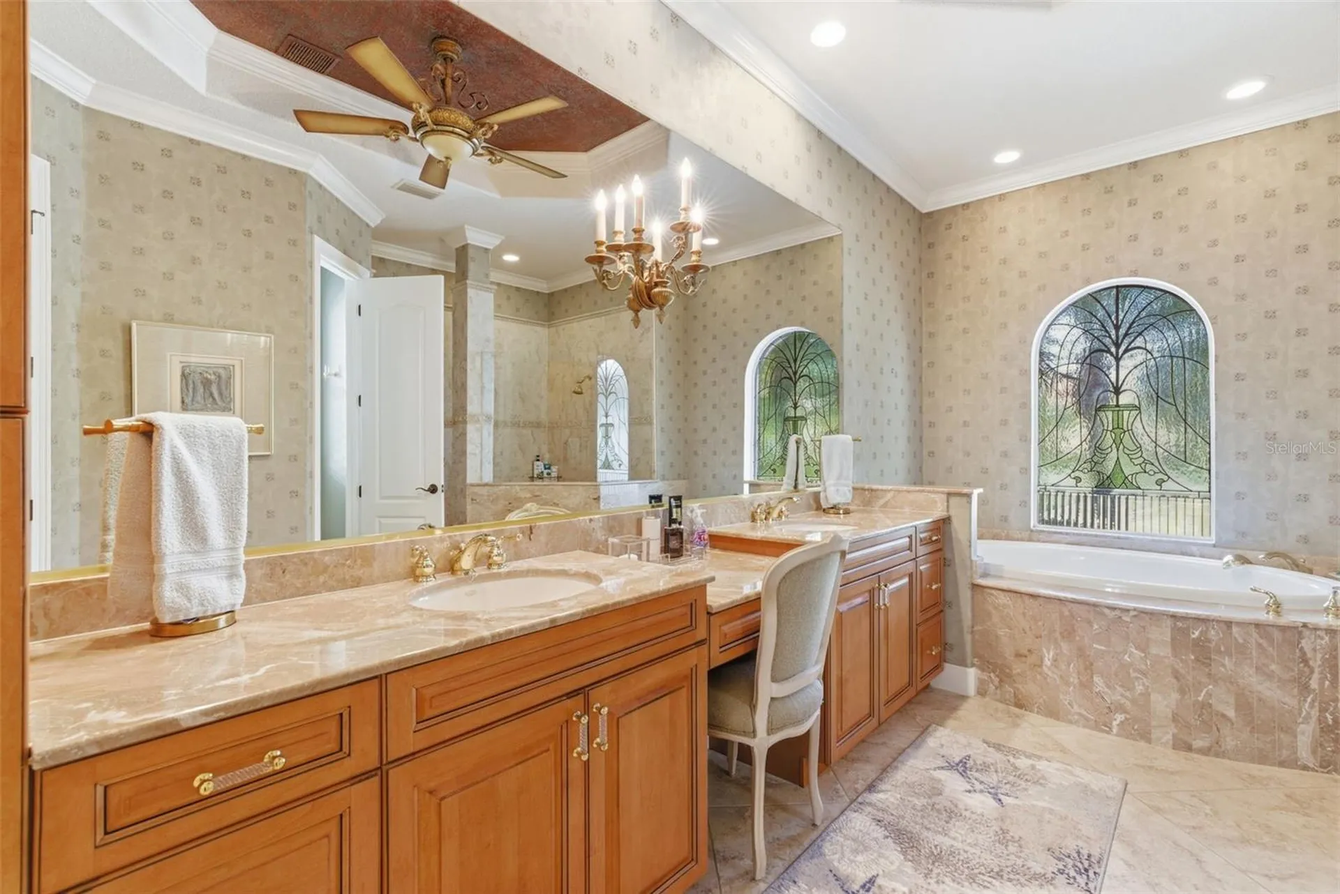 8832 Enclave Court Sarasota FL 34238