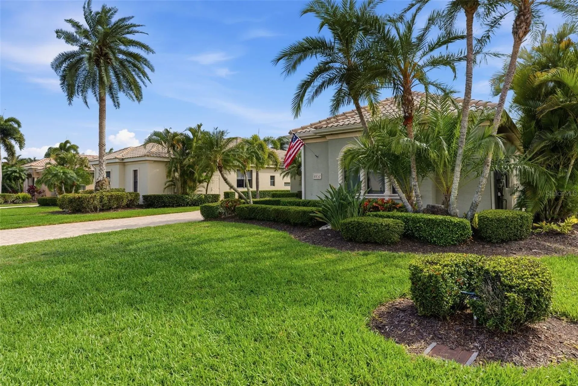 8832 Enclave Court Sarasota FL 34238