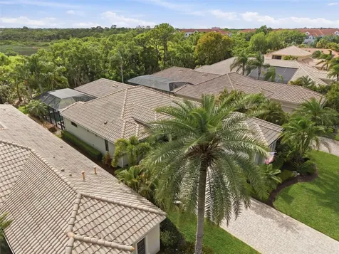 8832 Enclave Court Sarasota FL 34238