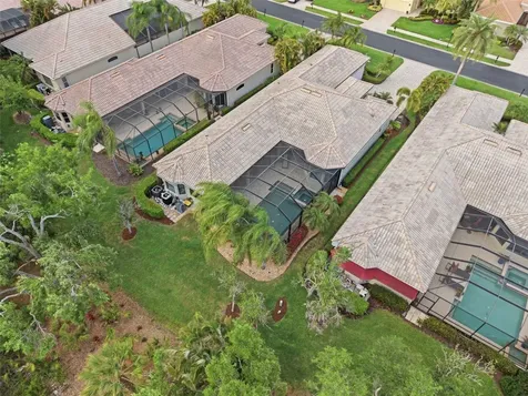 8832 Enclave Court Sarasota FL 34238