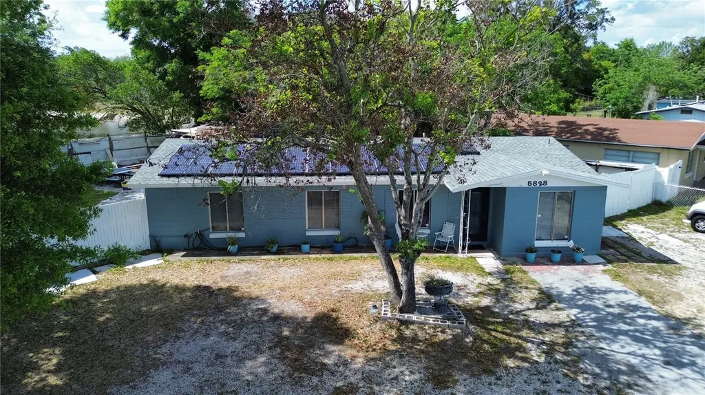 5828 Harcourt Avenue Orlando FL 32839