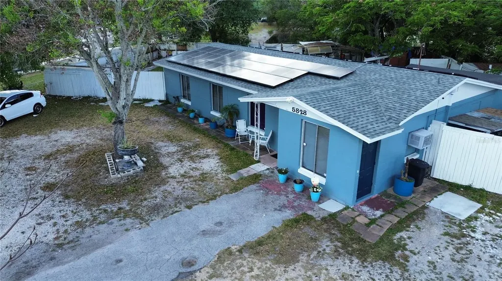 5828 Harcourt Avenue Orlando FL 32839