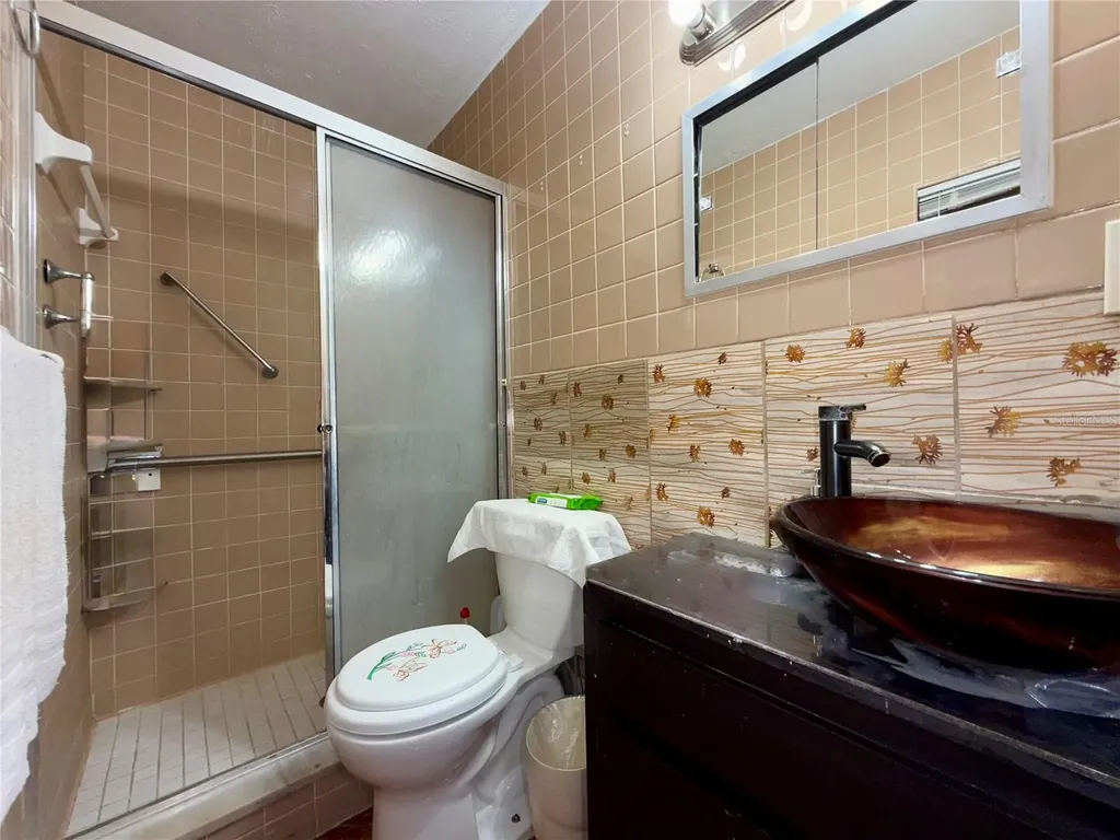 5828 Harcourt Avenue Orlando FL 32839
