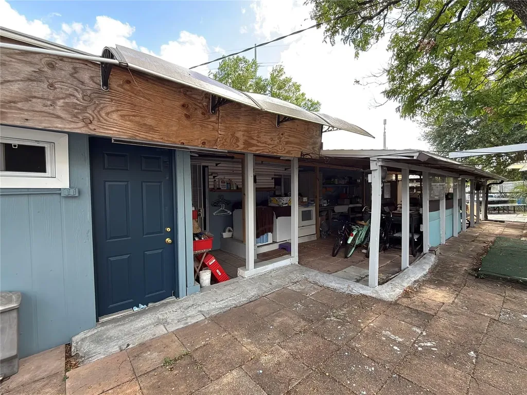 5828 Harcourt Avenue Orlando FL 32839