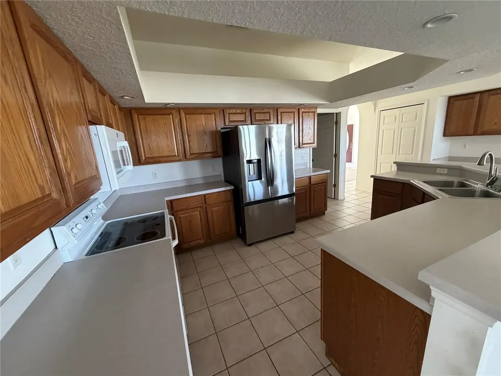7841 Belvoir Drive Orlando FL 32835