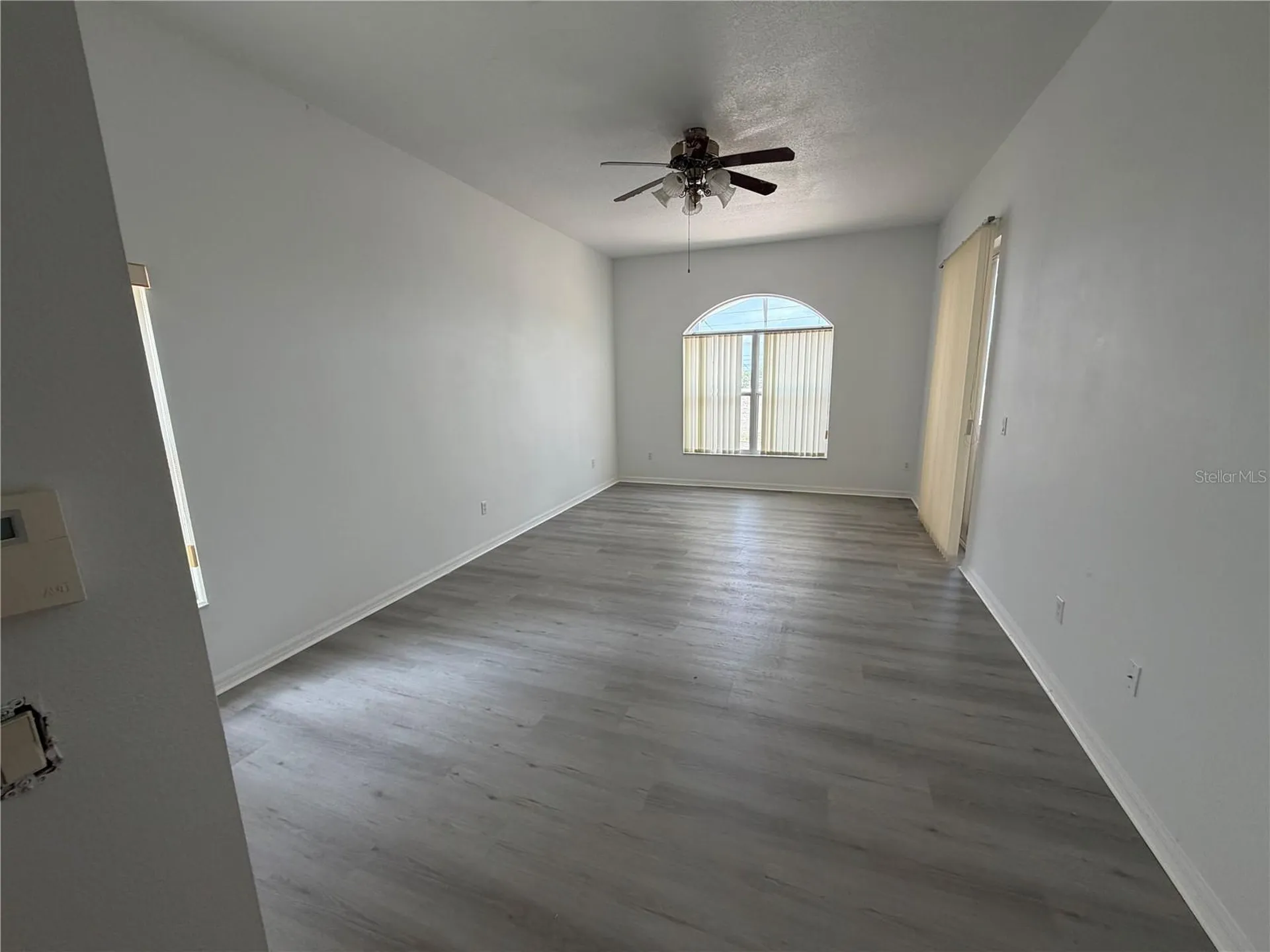 7841 Belvoir Drive Orlando FL 32835