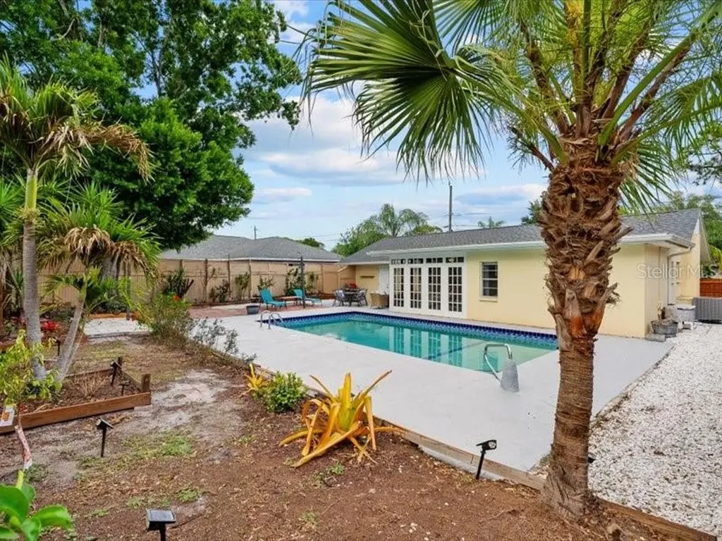 2226 Fairfield Avenue Sarasota FL 34232