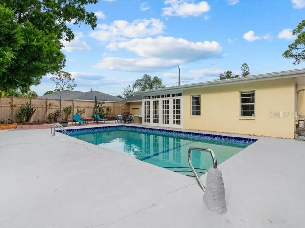2226 Fairfield Avenue Sarasota FL 34232