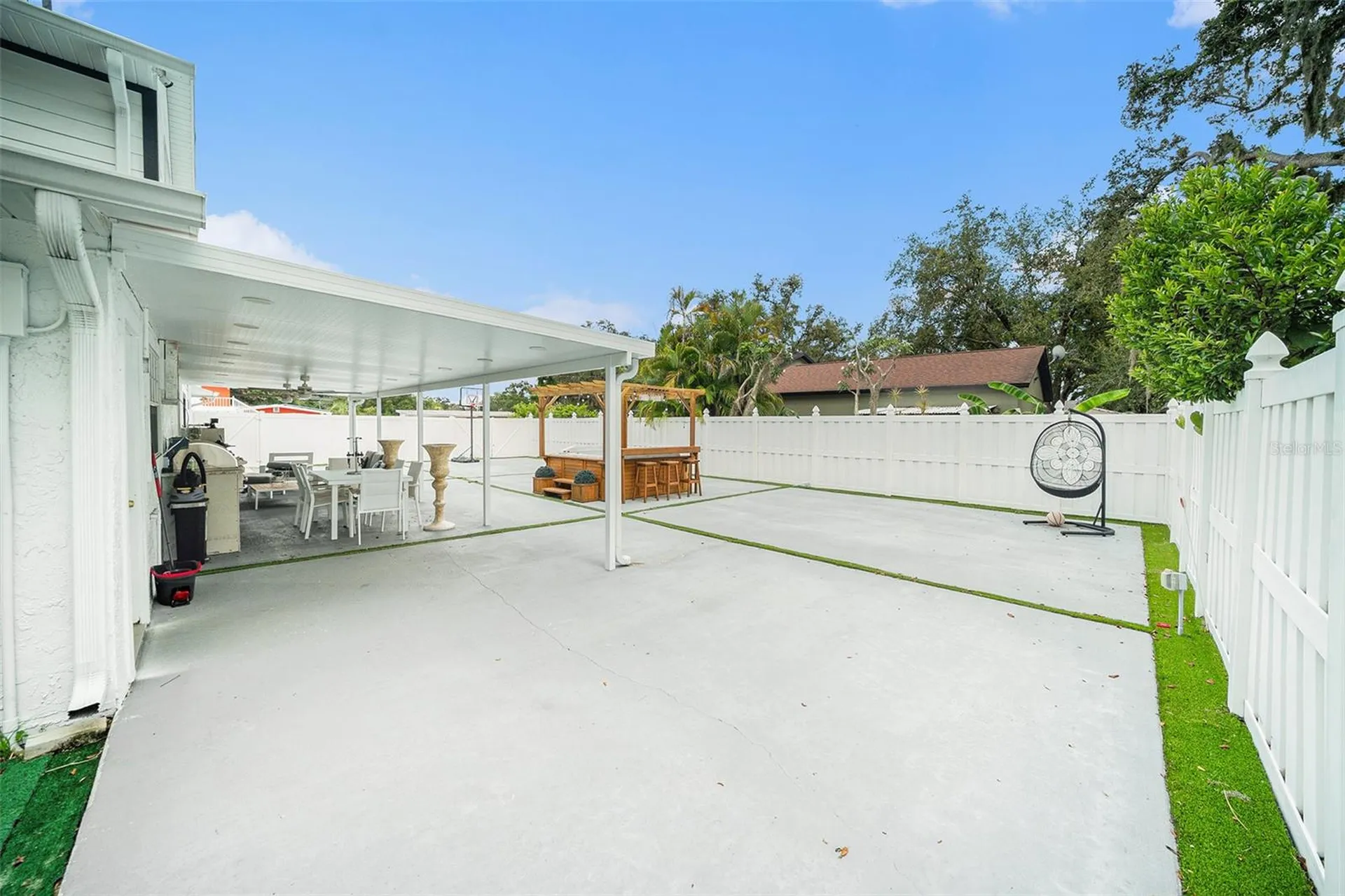 8502 May Street Tampa FL 33614