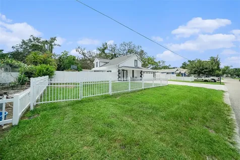 8502 May Street Tampa FL 33614