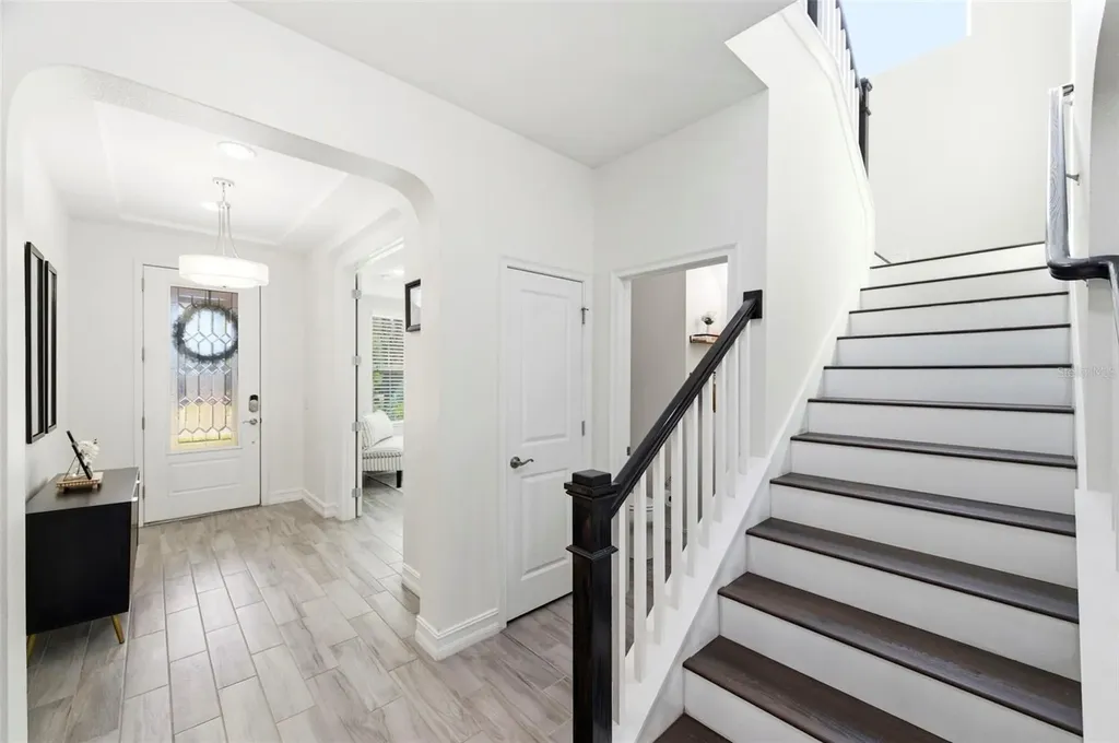 28907 Revaro Lane Wesley Chapel FL 33543