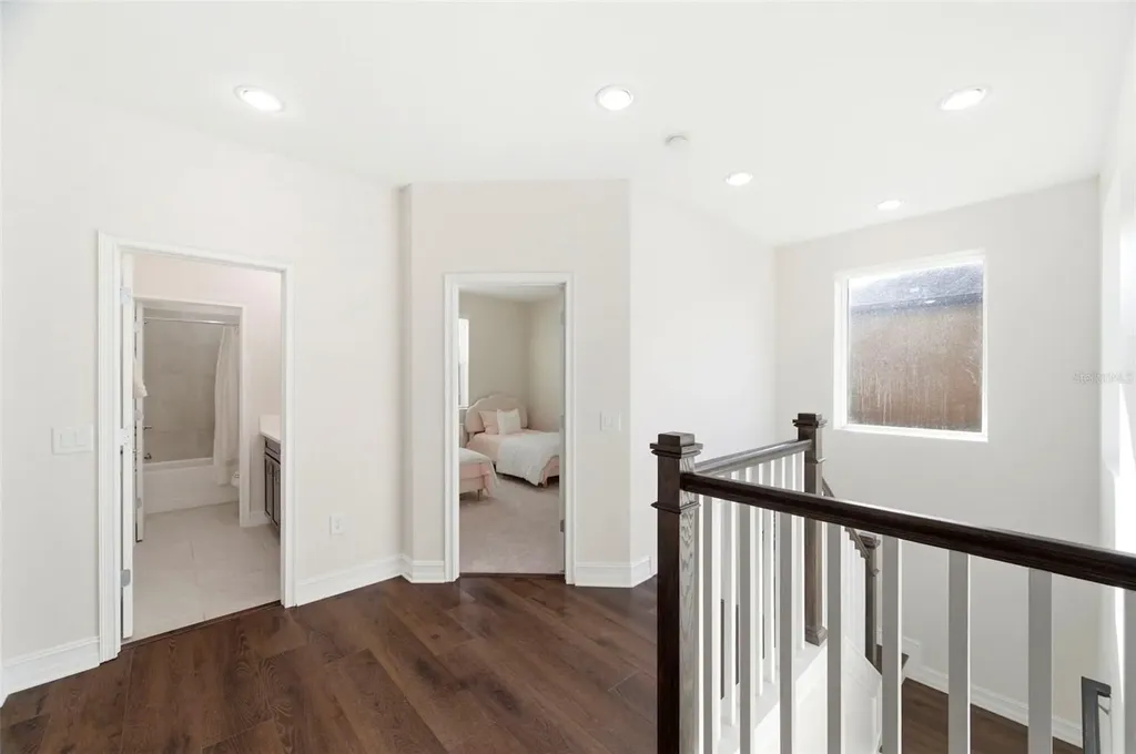 28907 Revaro Lane Wesley Chapel FL 33543