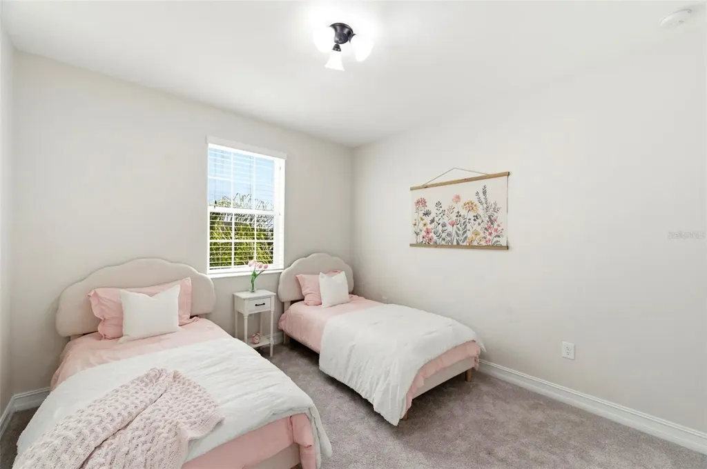 28907 Revaro Lane Wesley Chapel FL 33543