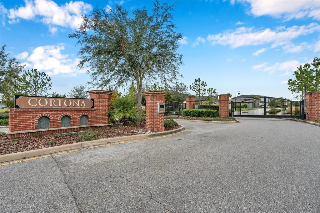 28907 Revaro Lane Wesley Chapel FL 33543