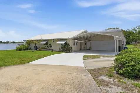 585 Sellars Drive Lake Alfred FL 33850