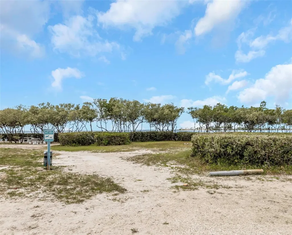 1500 Sunset Road Tarpon Springs FL 34689
