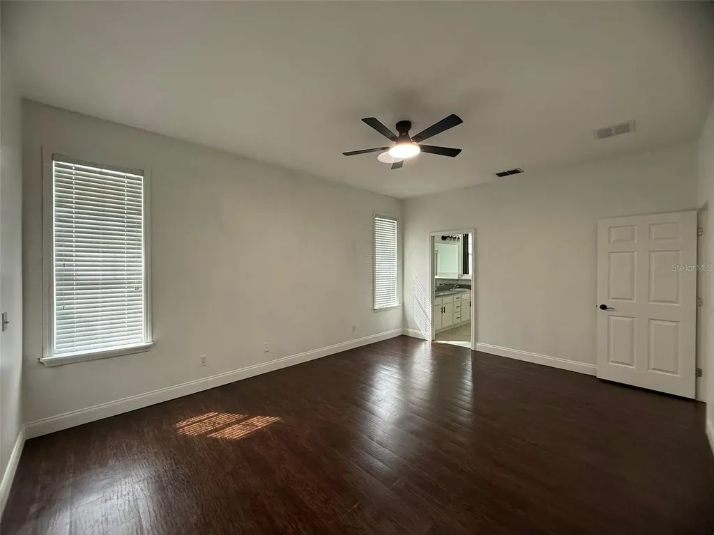 725 Country Walk Cove Eagle Lake FL 33839