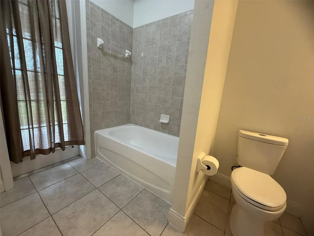 725 Country Walk Cove Eagle Lake FL 33839