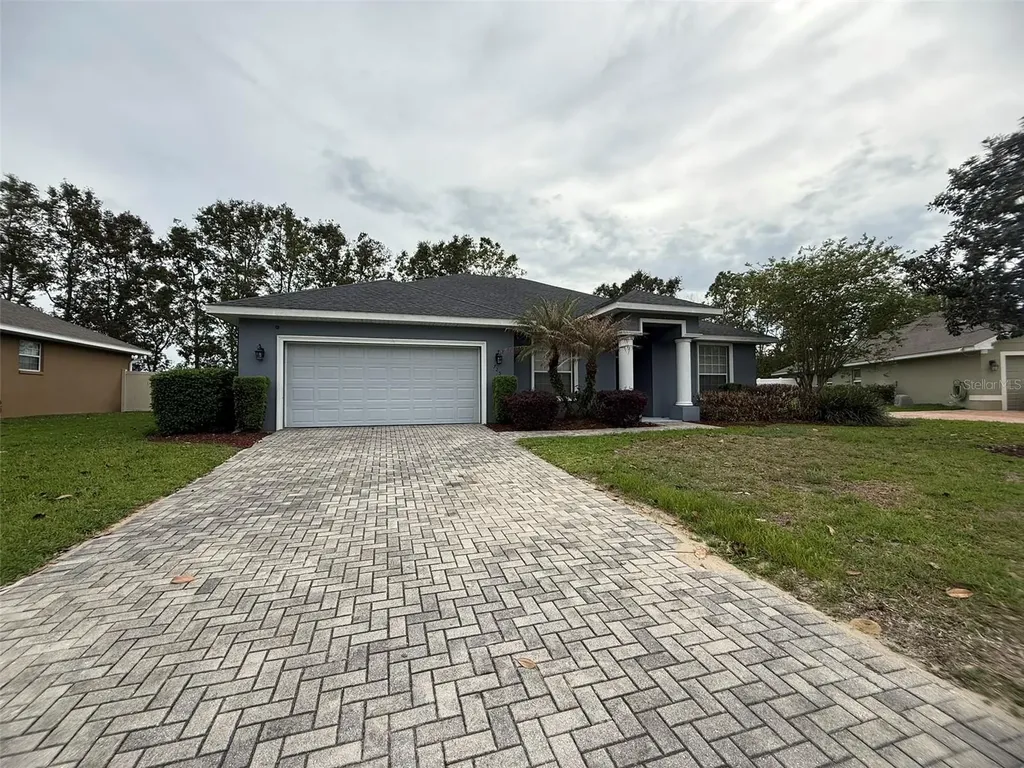725 Country Walk Cove Eagle Lake FL 33839