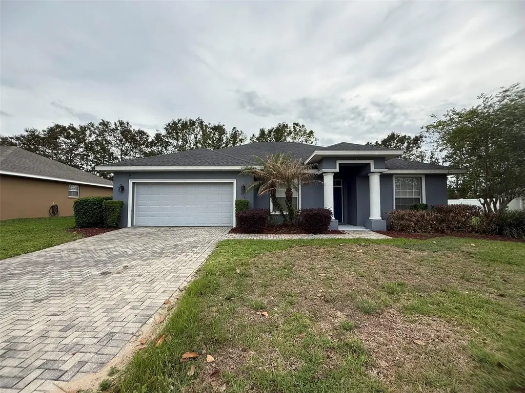 725 Country Walk Cove Eagle Lake FL 33839
