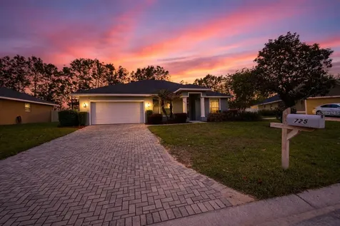 725 Country Walk Cove Eagle Lake FL 33839